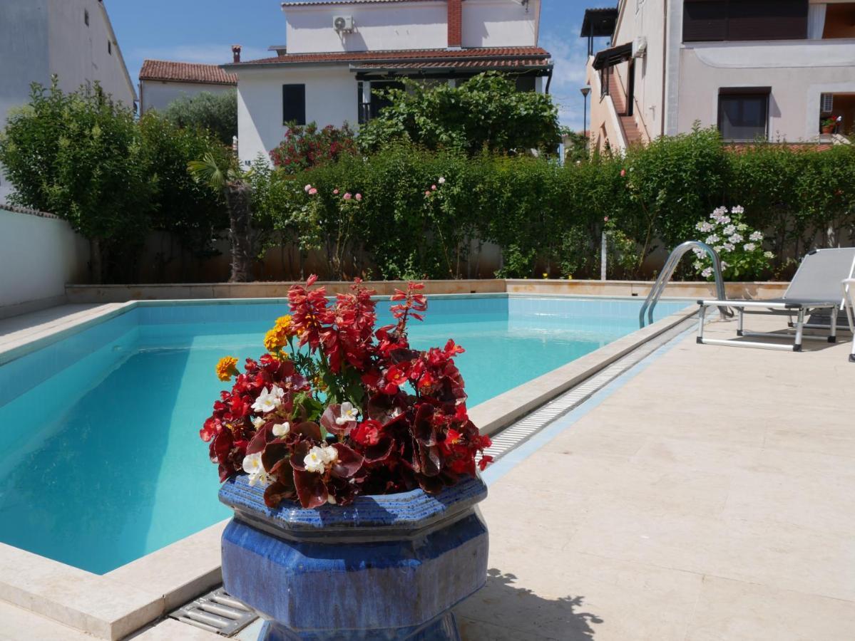 Ferienhaus Bozena Appartment 2 เวอร์ซาร์ ภายนอก รูปภาพ