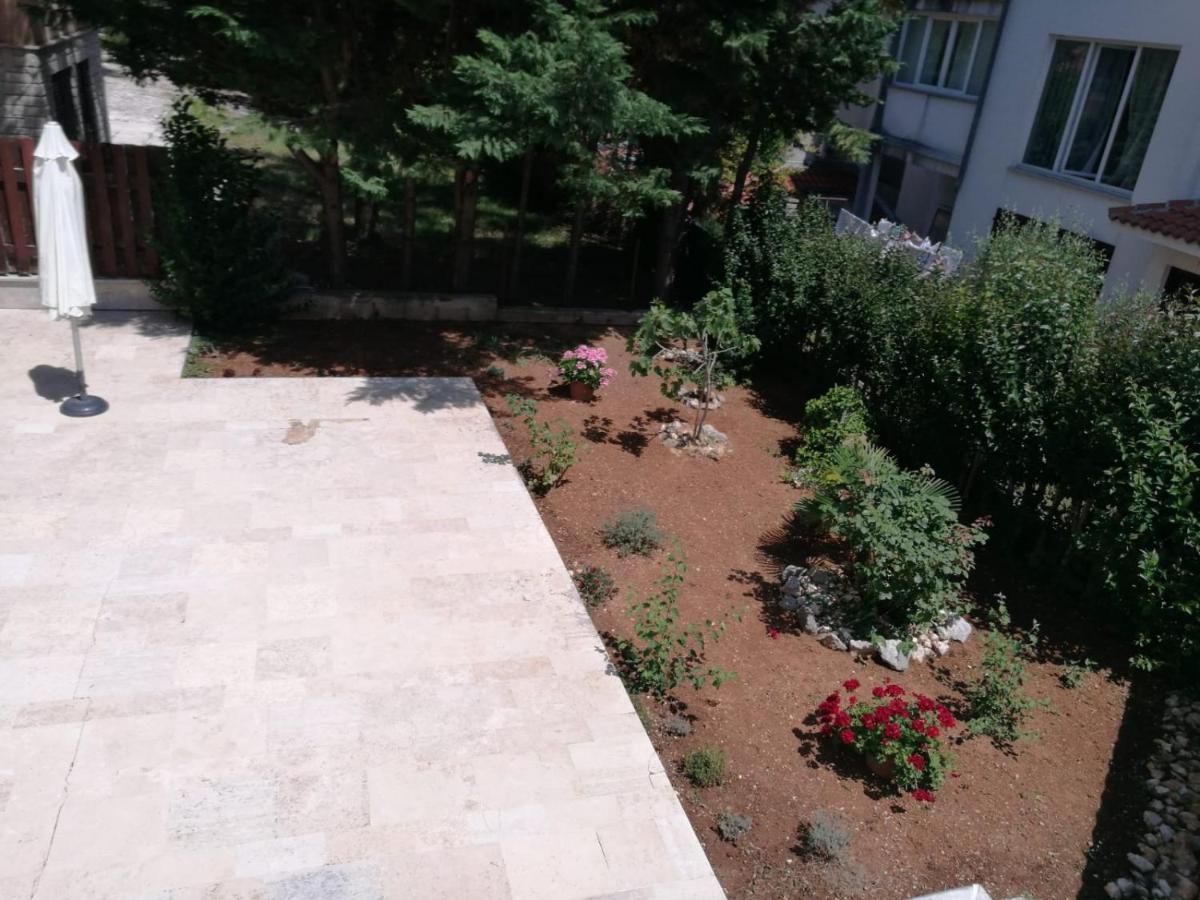 Ferienhaus Bozena Appartment 2 เวอร์ซาร์ ภายนอก รูปภาพ